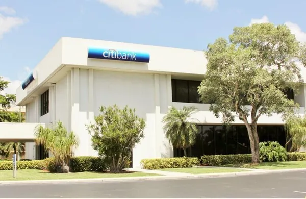 a front view of house with yard