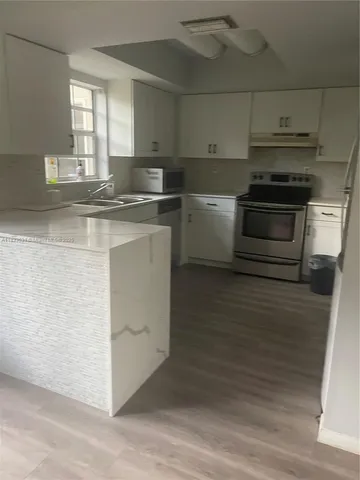 $2,900 | 12390 Southwest 51st Place, Unit 12390, Cooper City, FL 33330