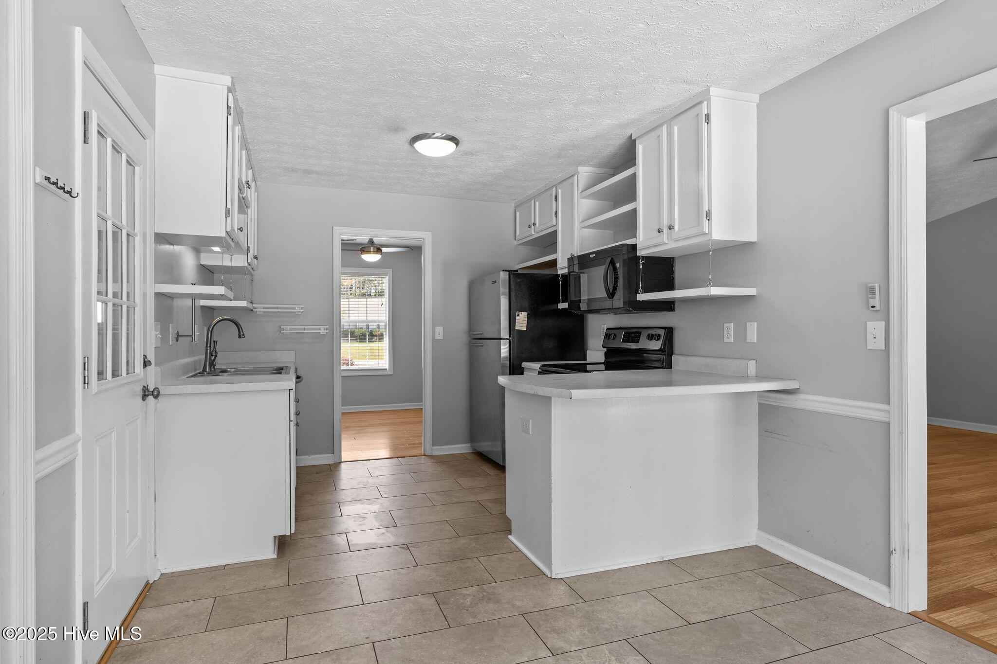 115 Countryside Court Newport, NC 28570 - Photo 14 of 52 Kitchen view