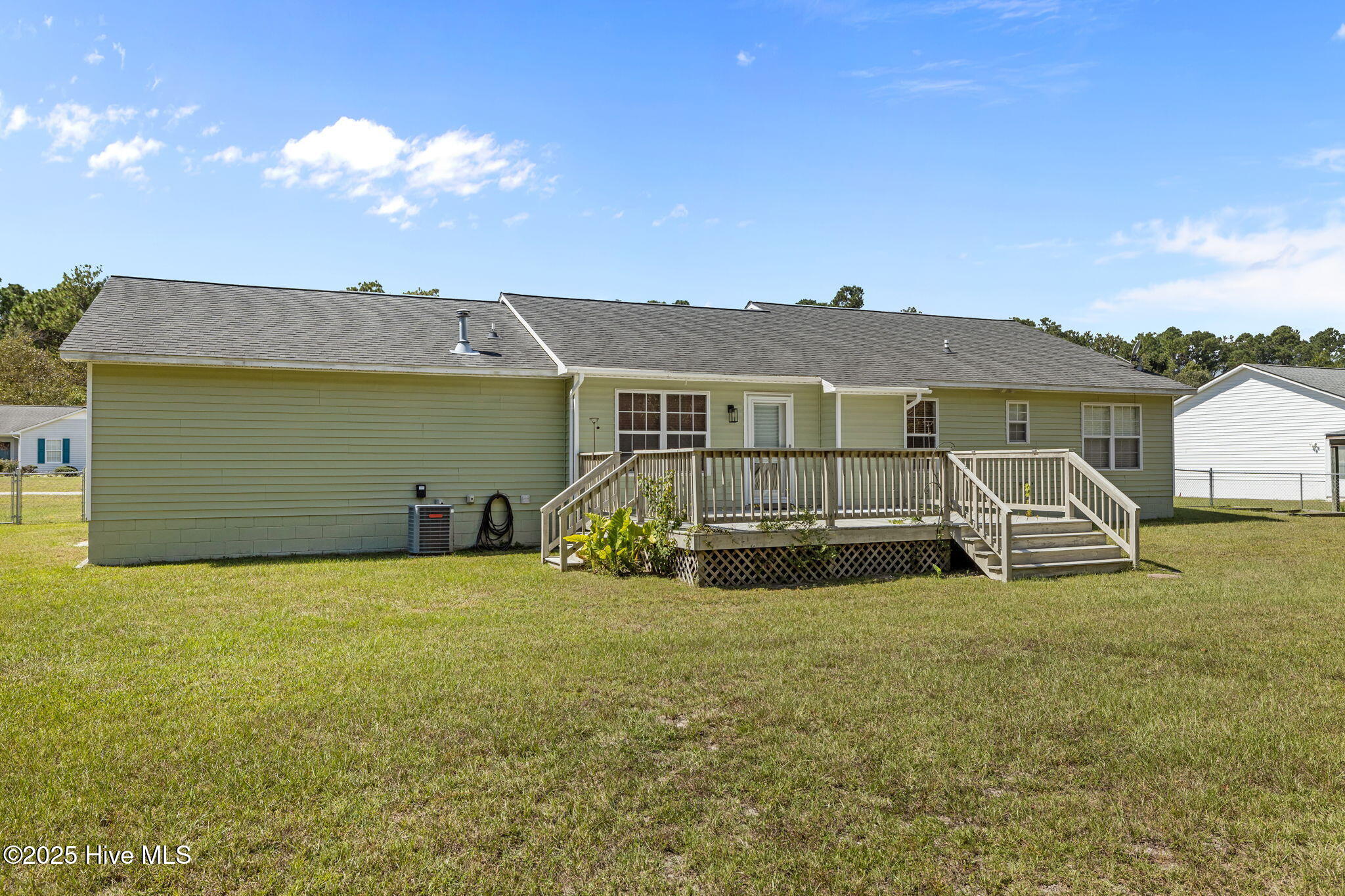 115 Countryside Court Newport, NC 28570 - Photo 21 of 52 Another view of the back yard