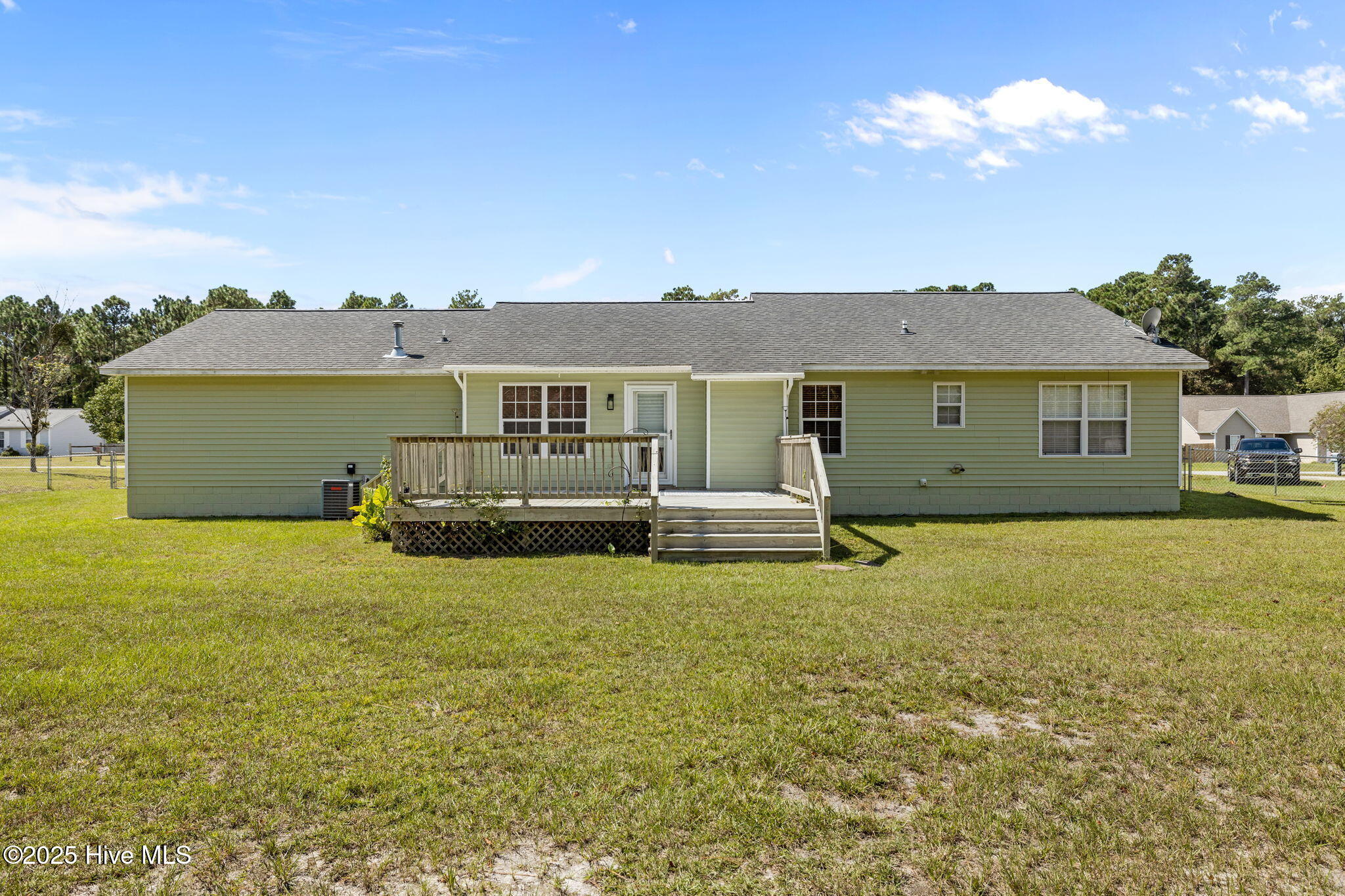 115 Countryside Court Newport, NC 28570 - Photo 22 of 52 9-web-or-mls-1S3A8612