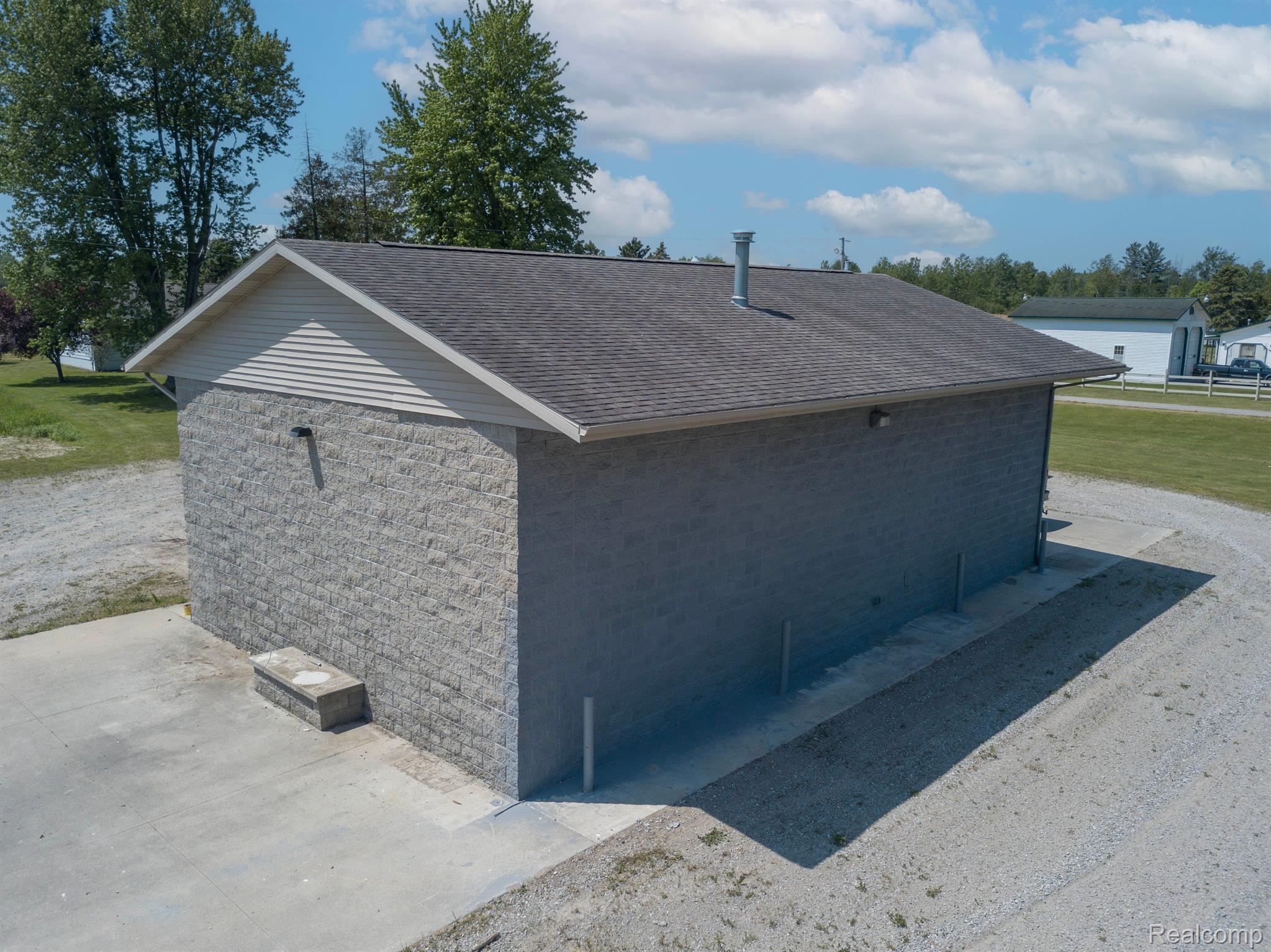 3960 Estey Road Rhodes, MI 48652 - Photo 54 of 71 Gallery Image 54