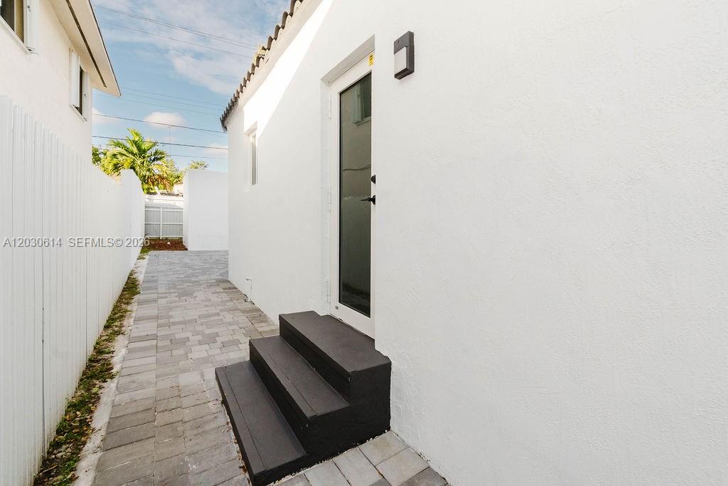 2101 Southwest 16th Terrace Miami, FL 33145 - Photo 29 of 45