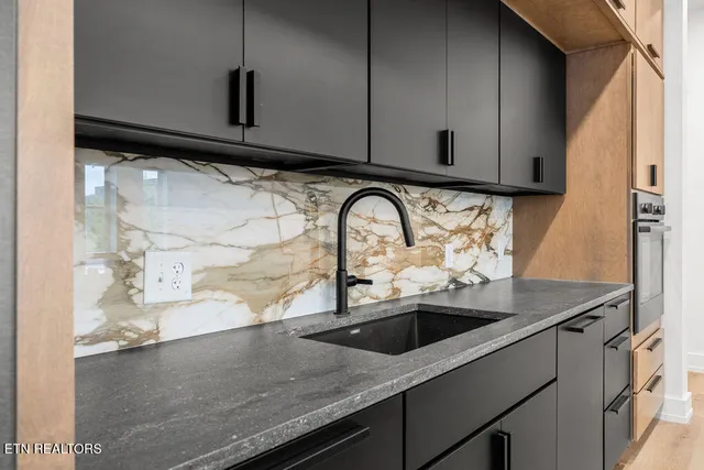 $4,500,000 | 713 Market Street, Knoxville, TN 37902