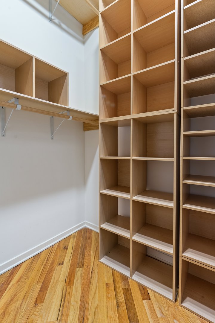 1040 West Adams Street, Unit 122 Chicago, IL 60607 - Photo 12 of 28