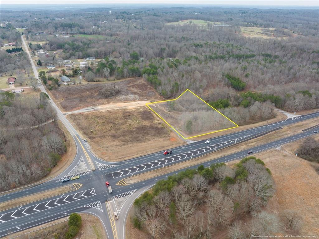 4920 Cornelia Highway Lula, GA 30554 - Photo 21 of 44 a view of a swimming pool from a yard