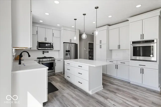 $524,900 | 5983 Bladen Drive, Noblesville, IN 46062