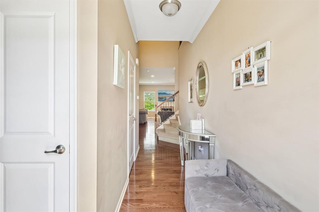 310 Rosecliff Road Wexford, PA 15090 - Photo 3 of 32