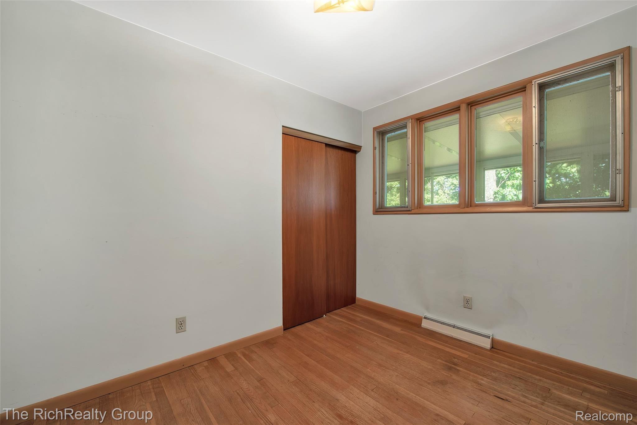 8822 River Valley Road Brighton, MI 48116 - Photo 29 of 44 8822-River-Valley-Rd-Brighton-MI-48116-windowstill-29.jpg