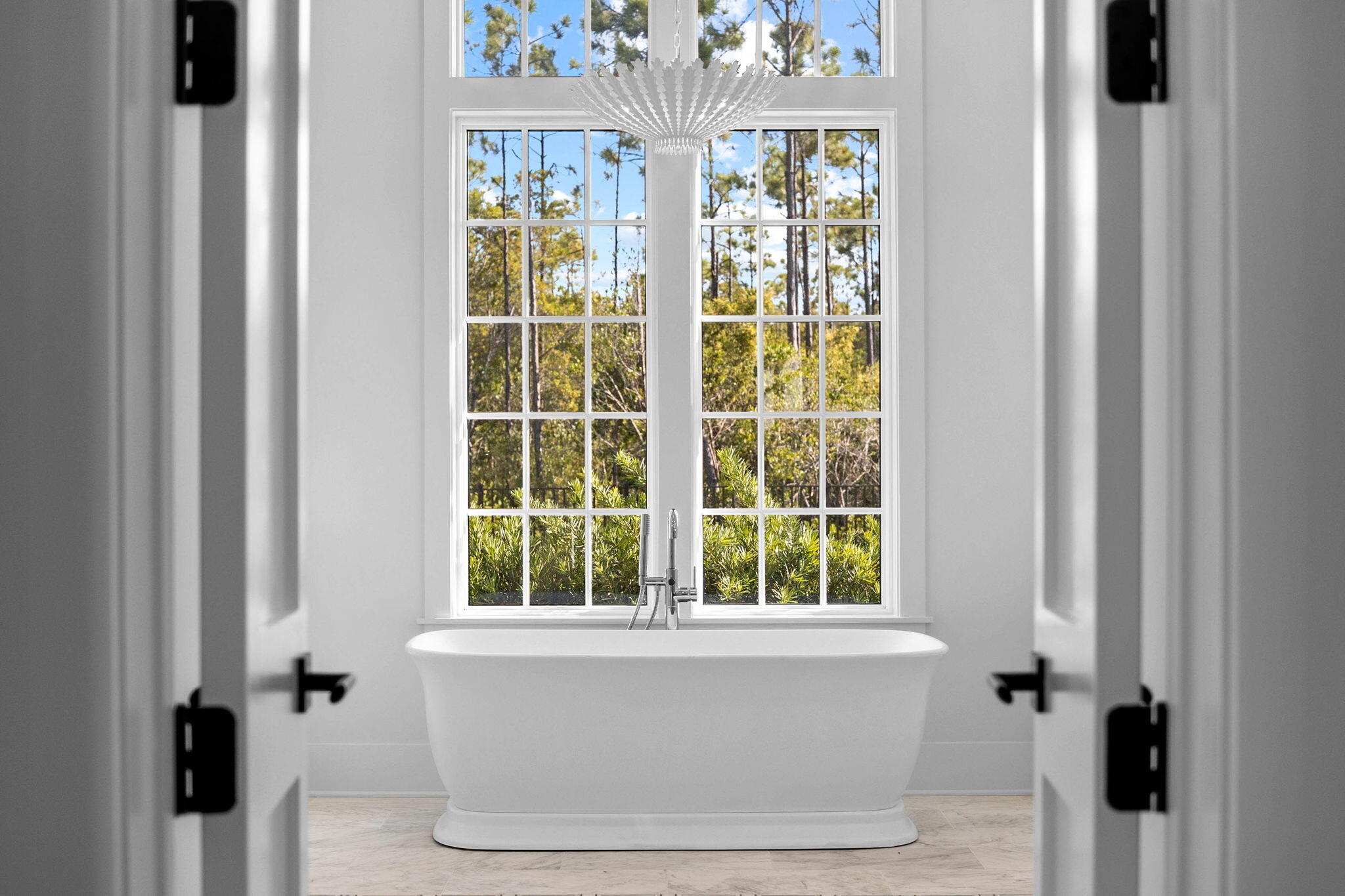 295 Golf Ridge Dr Inlet Beach Inlet Beach, FL 32461 - Photo 51 of 94 a bathroom with a bathtub and window