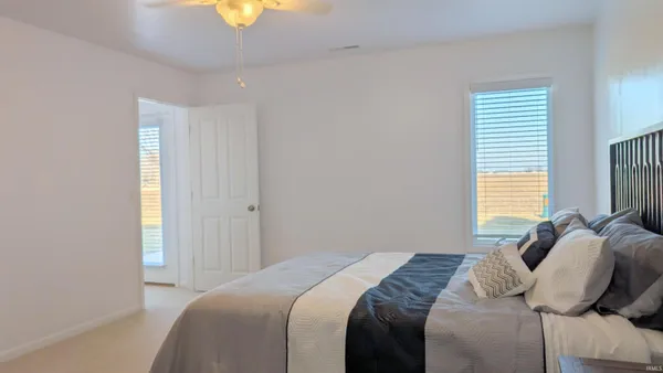 $250,000 | 808 Heatherwood Lane, Ossian, IN 46777