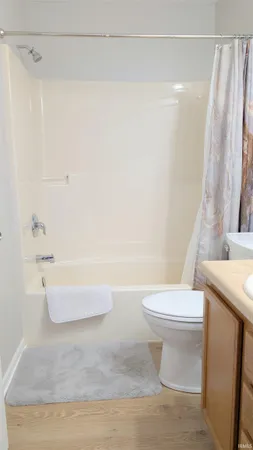 $250,000 | 808 Heatherwood Lane, Ossian, IN 46777