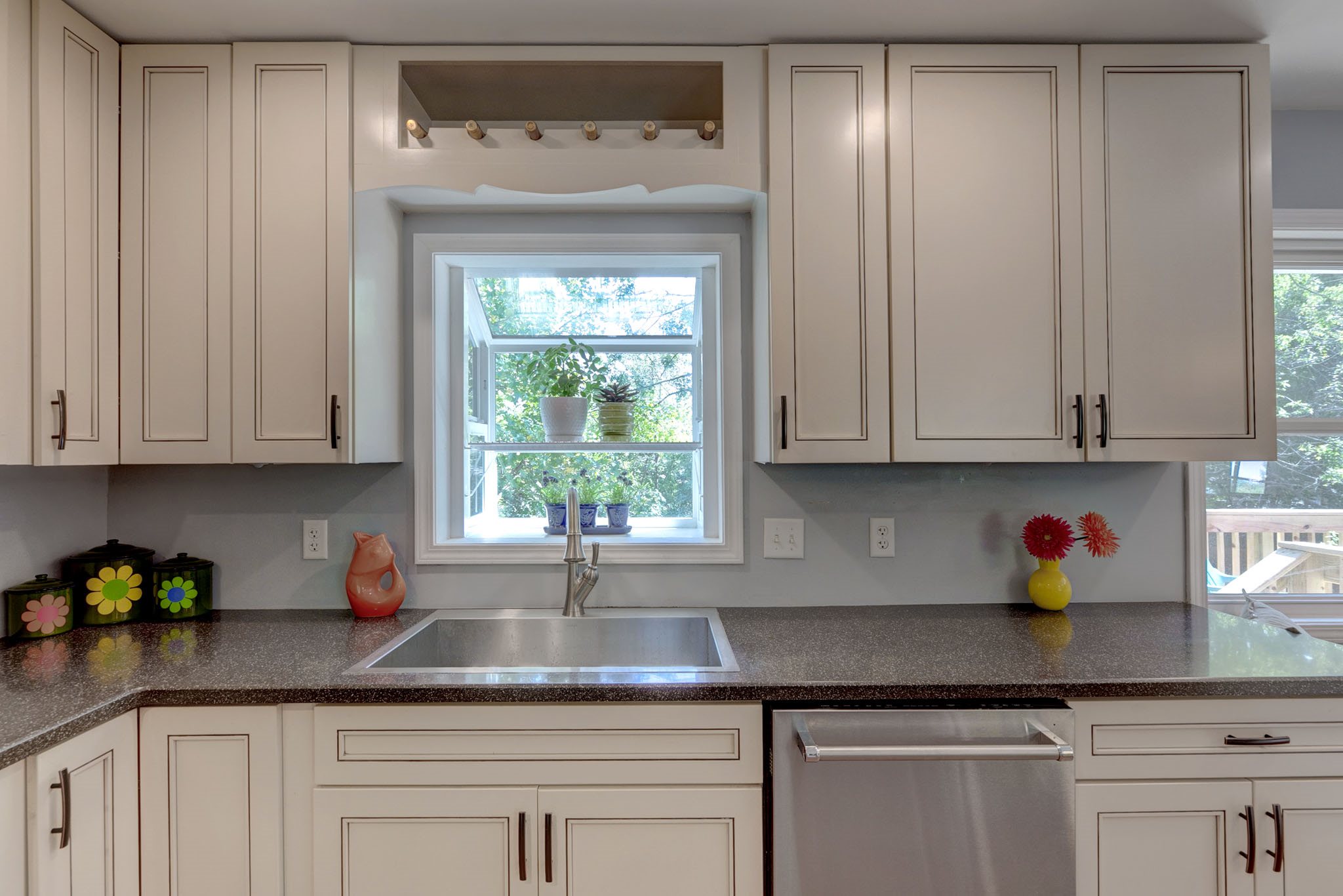 2015 South Georgetown Road Bloomington, IN 47401 - Photo 11 of 36 Gallery Image 11
