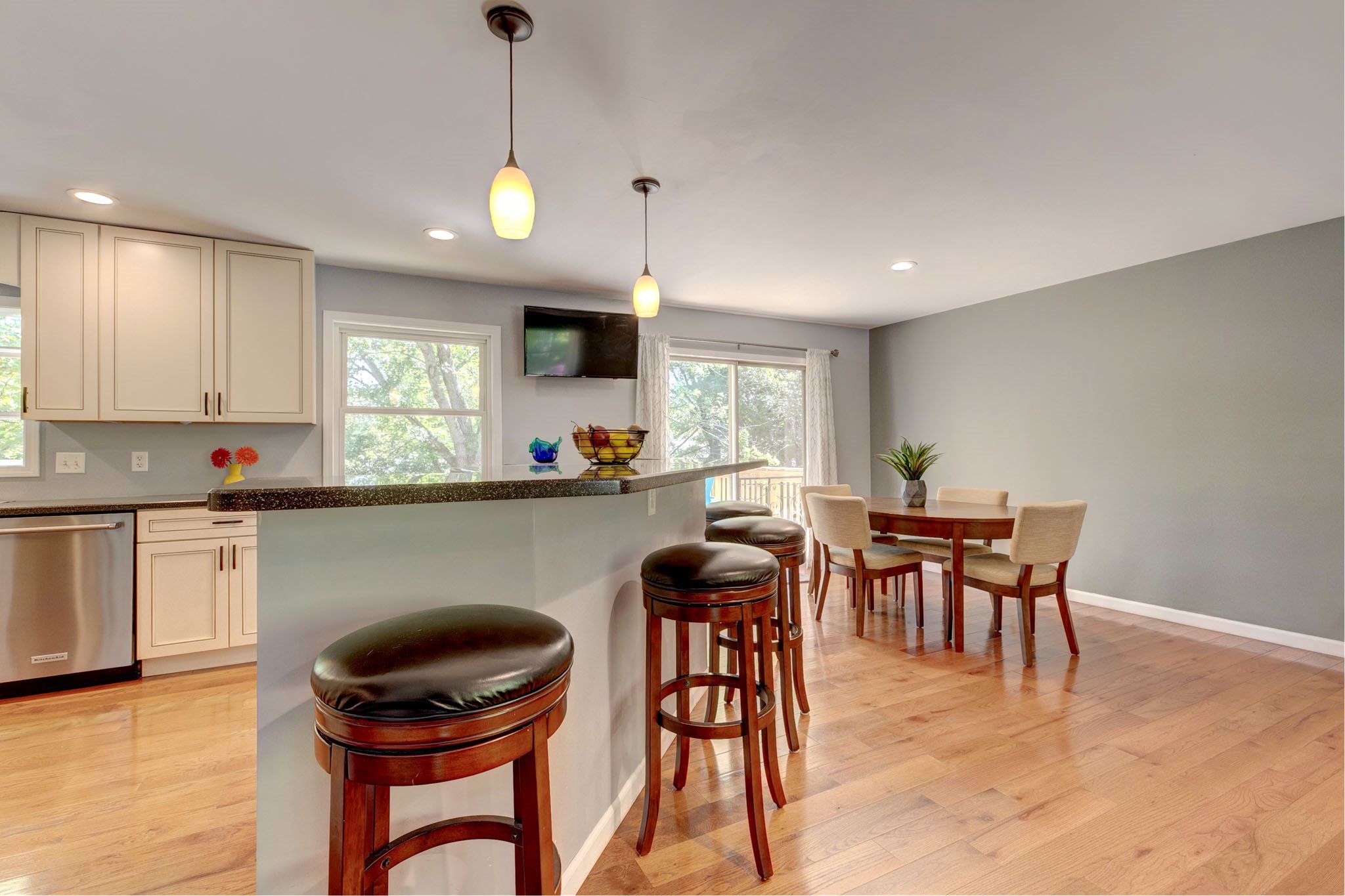 2015 South Georgetown Road Bloomington, IN 47401 - Photo 16 of 36 Gallery Image 16
