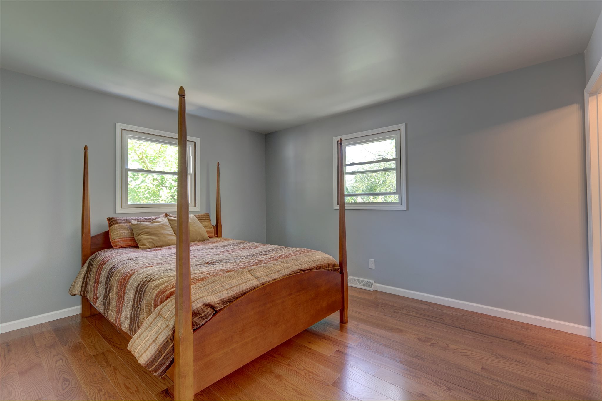 2015 South Georgetown Road Bloomington, IN 47401 - Photo 22 of 36 Gallery Image 22