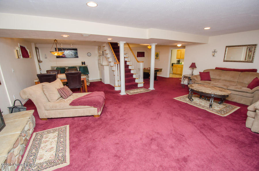 5304 Chenoweth Run Road Louisville, KY 40299 - Photo 39 of 66 Family Room in Basement