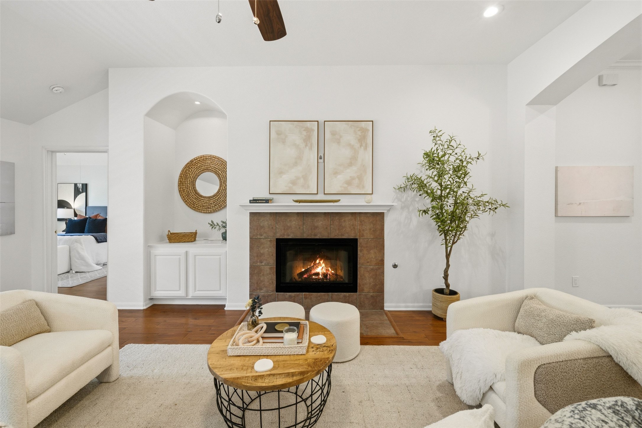 6706 Debcoe Drive Austin, TX 78749 - Photo 6 of 40