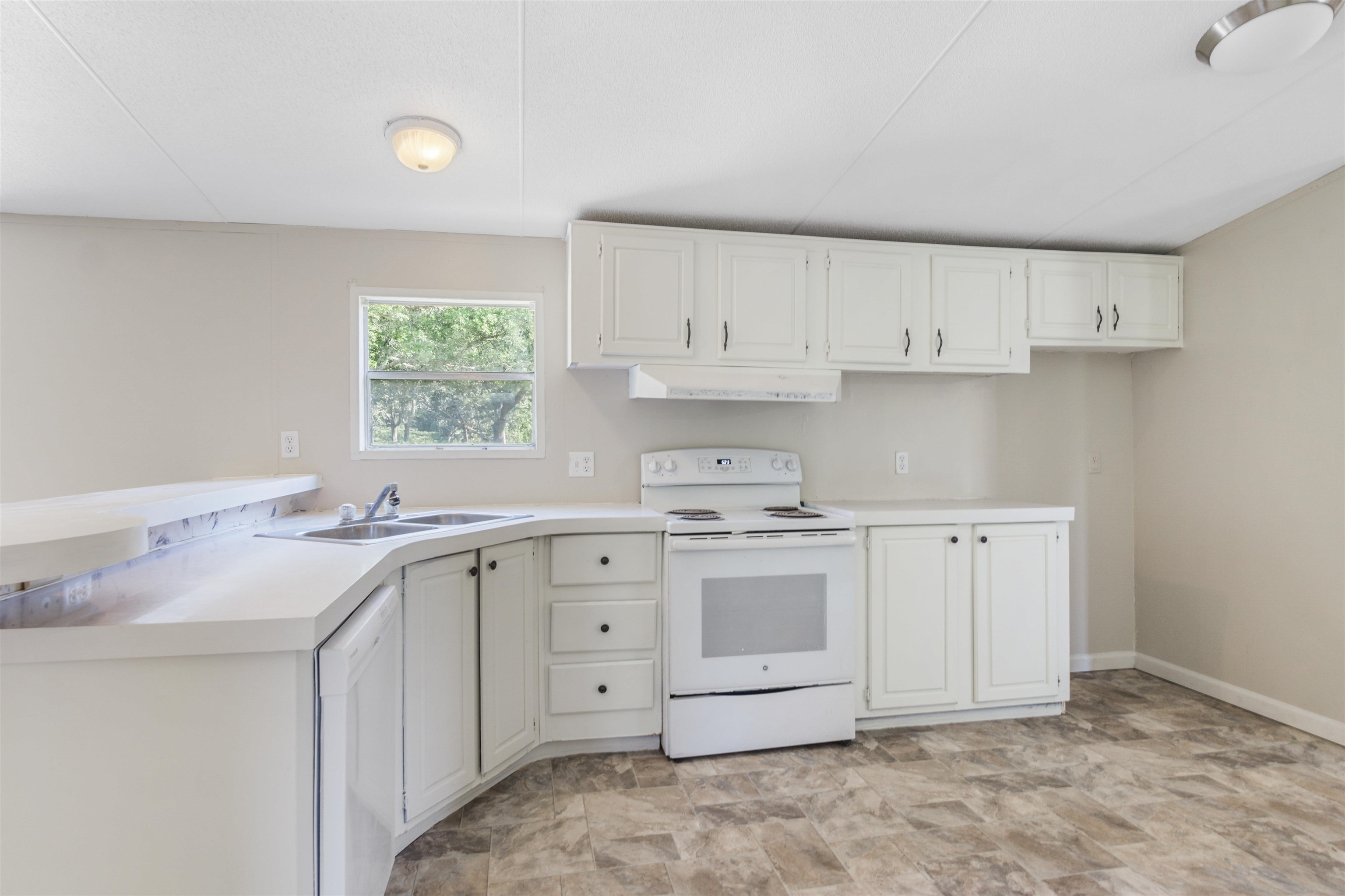 15020 Black Griffin Road Loxley, AL 36551 - Photo 8 of 25