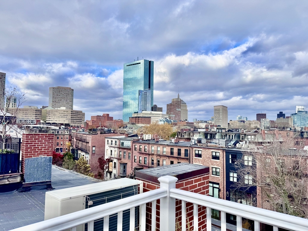 169 West Brookline Street, Unit PH Boston, MA 02118 - Photo 9 of 19 a picture of city view