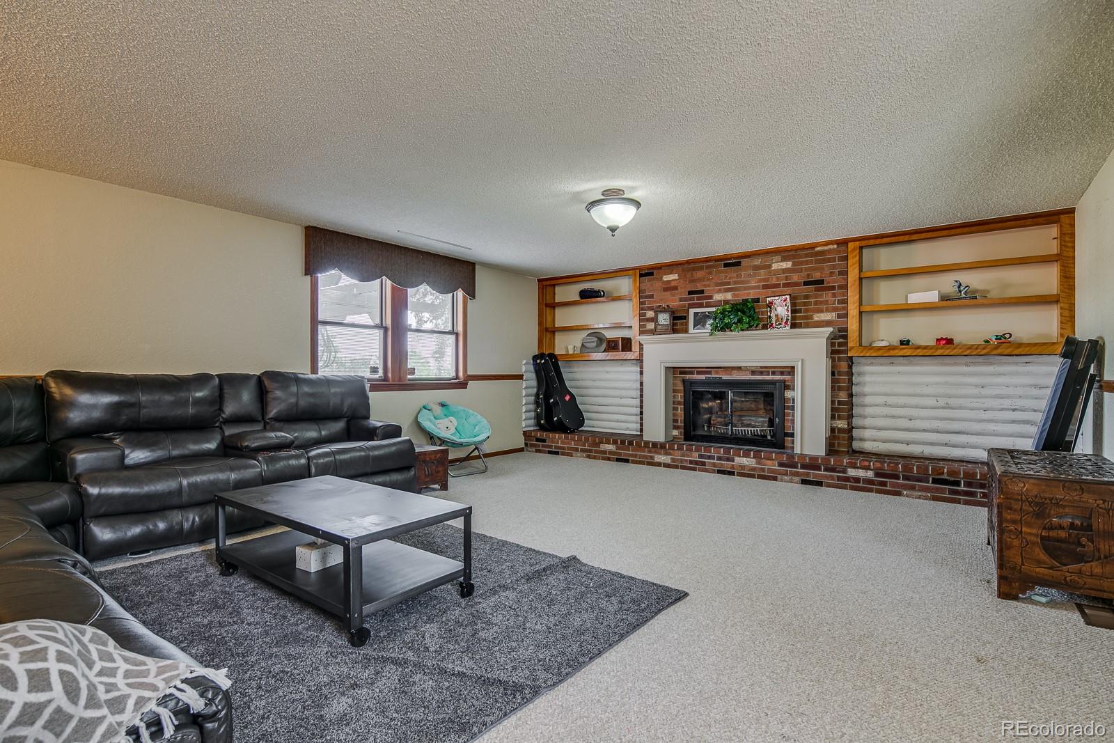 8236 Conifer Road Denver, CO 80221 - Photo 14 of 30 Gallery Image 14