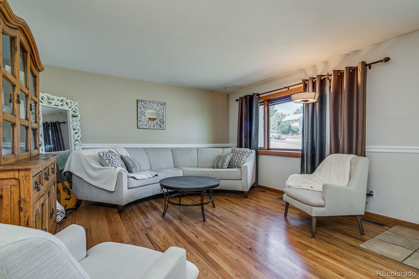 8236 Conifer Road Denver, CO 80221 - Photo 5 of 30 Gallery Image 5