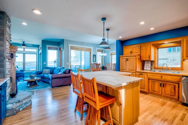$539,900 | 908 Railroad Avenue West, Walker, MN 56484