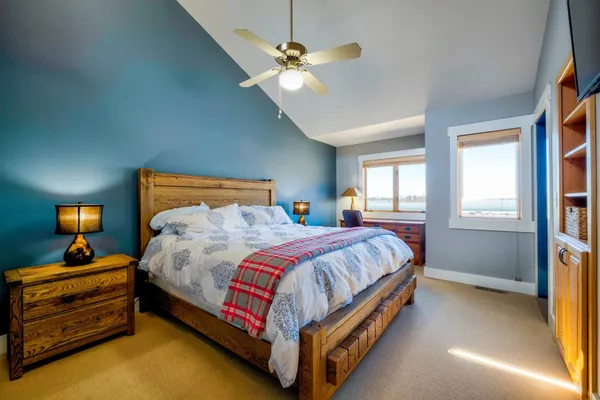$539,900 | 908 Railroad Avenue West, Walker, MN 56484