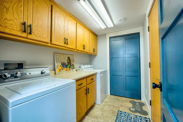$539,900 | 908 Railroad Avenue West, Walker, MN 56484