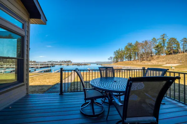 $539,900 | 908 Railroad Avenue West, Walker, MN 56484