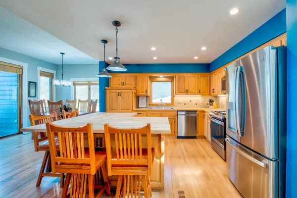 $539,900 | 908 Railroad Avenue West, Walker, MN 56484