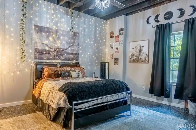 $529,000 | 12050 Pike 9162, Louisiana, MO 63353