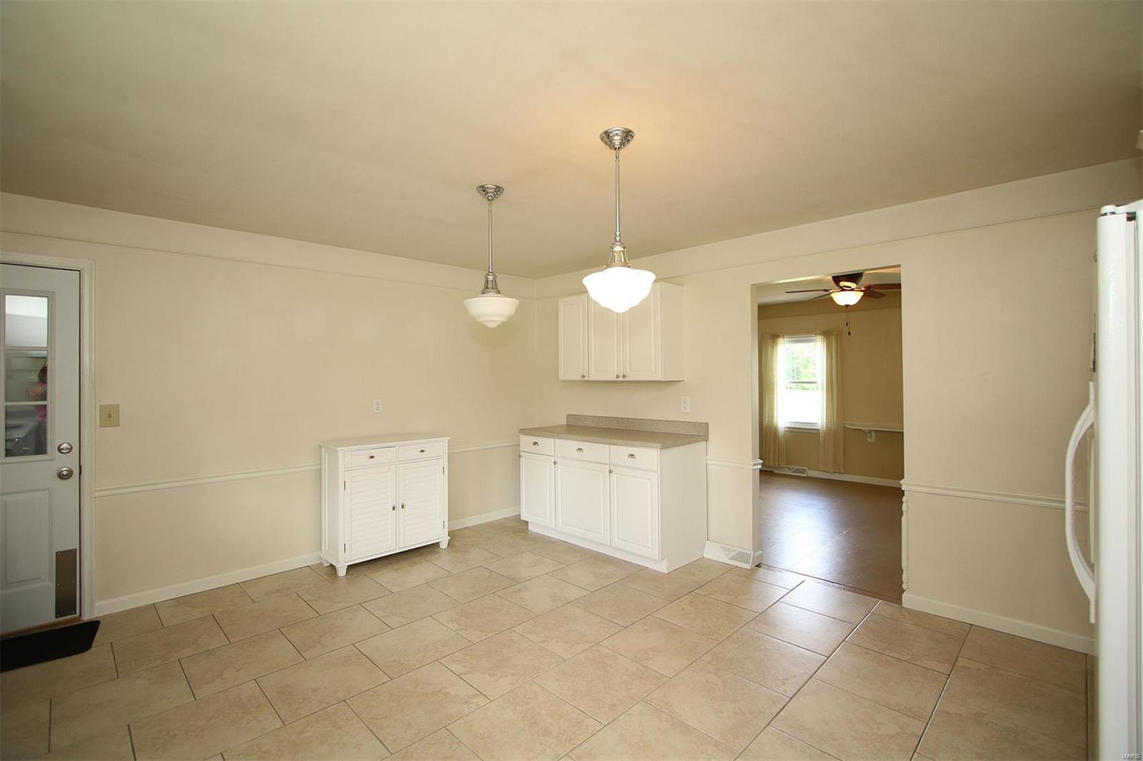8344 Maple Grove Road Troy, IL 62294 - Photo 15 of 35