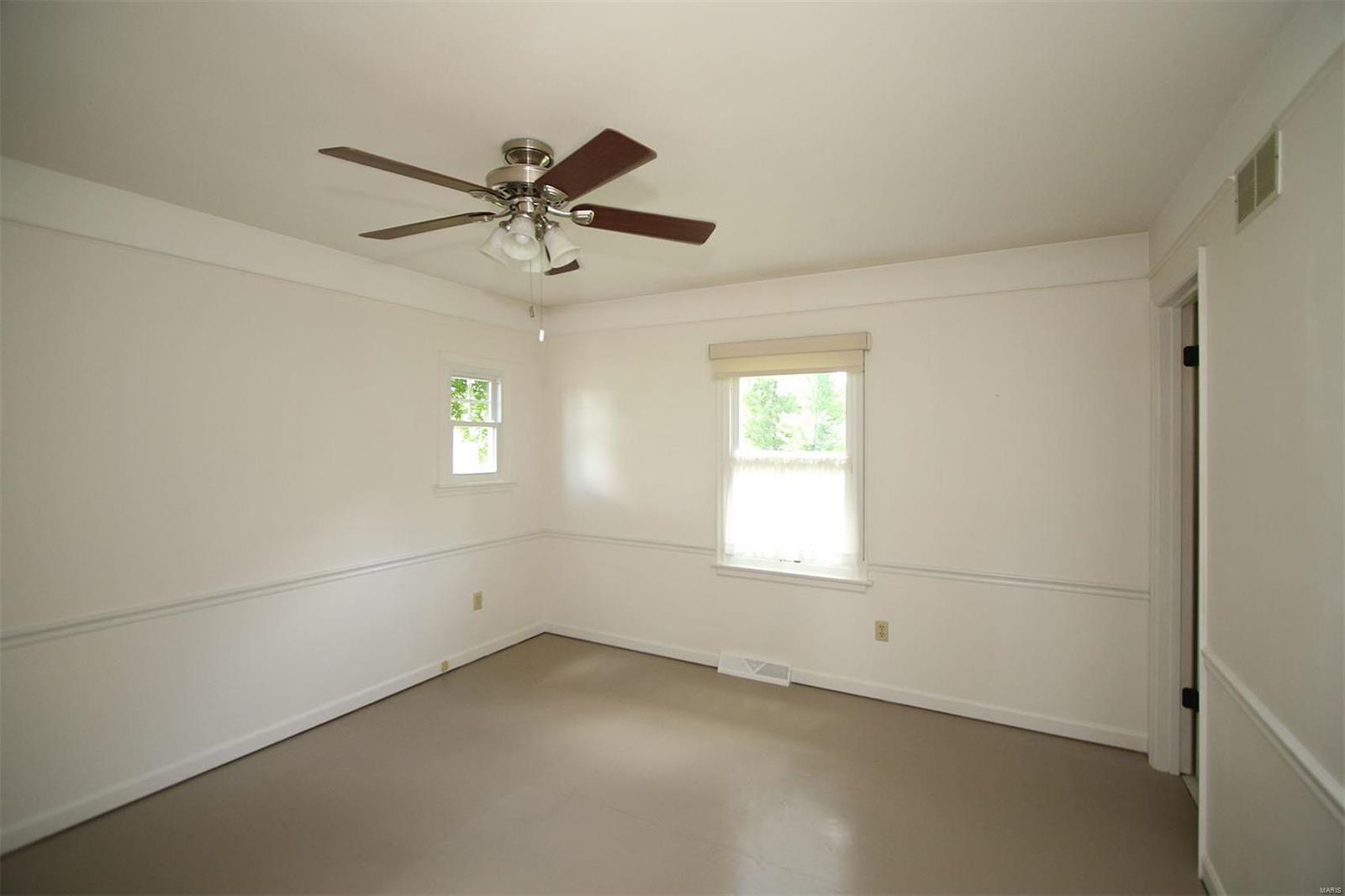 8344 Maple Grove Road Troy, IL 62294 - Photo 16 of 35