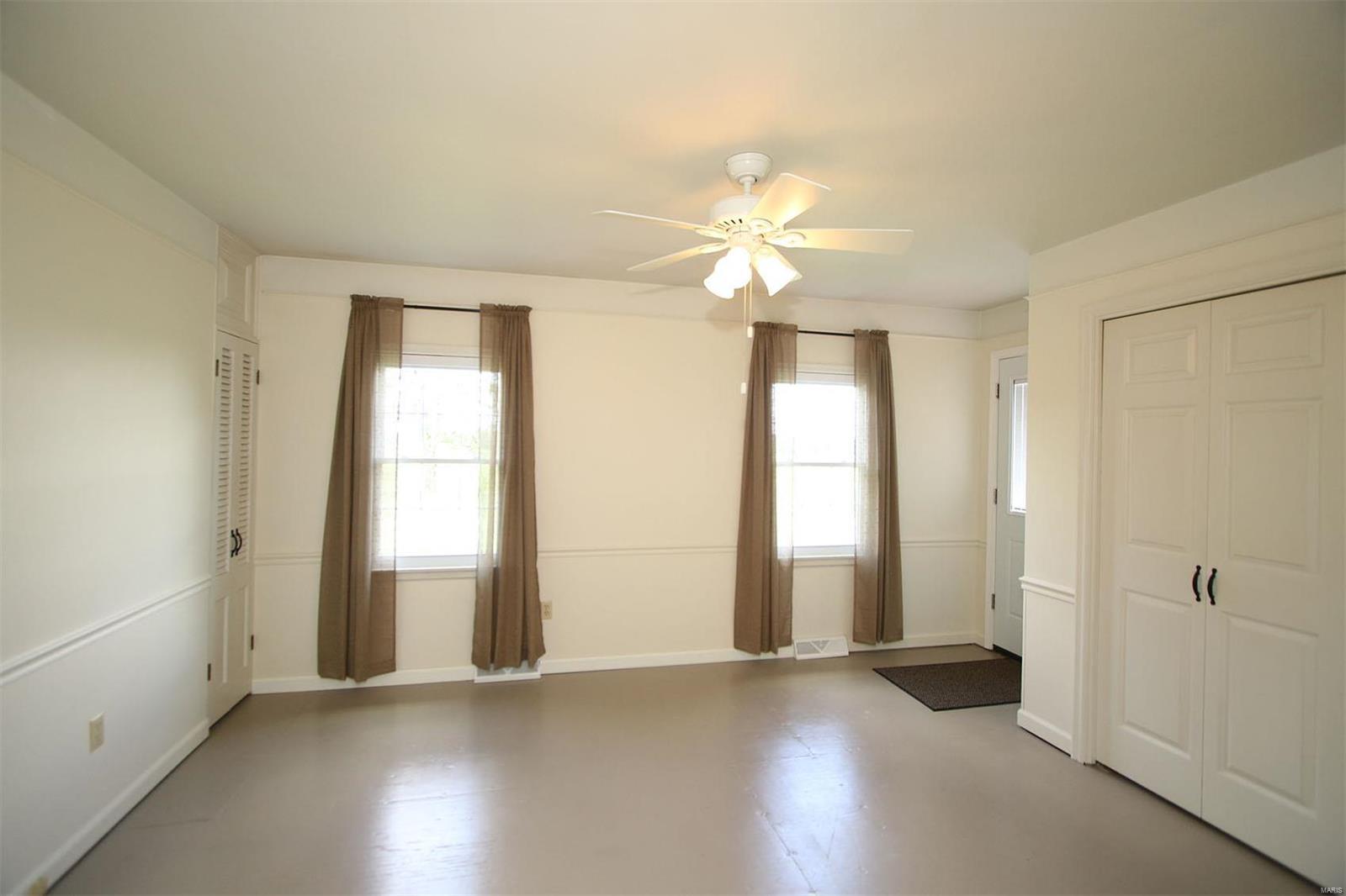 8344 Maple Grove Road Troy, IL 62294 - Photo 18 of 35