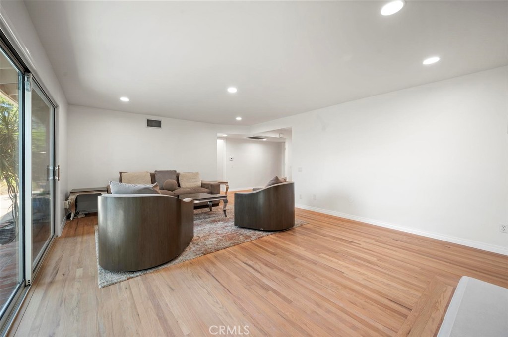 18543 Chatsworth Street Porter Ranch, CA 91326 - Photo 27 of 39