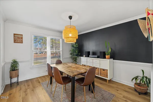 $550,000 | 201 Pinewood Drive, Apex, NC 27502