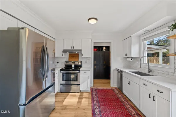 $535,000 | 201 Pinewood Drive, Apex, NC 27502