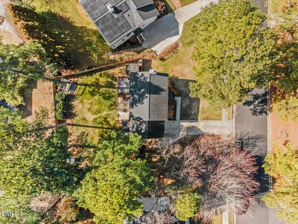 $550,000 | 201 Pinewood Drive, Apex, NC 27502