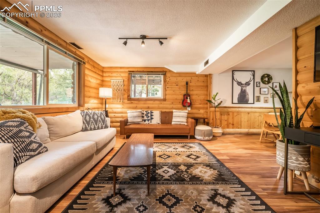 8850 Chipita Park Road Cascade, CO 80809 - Photo 34 of 50