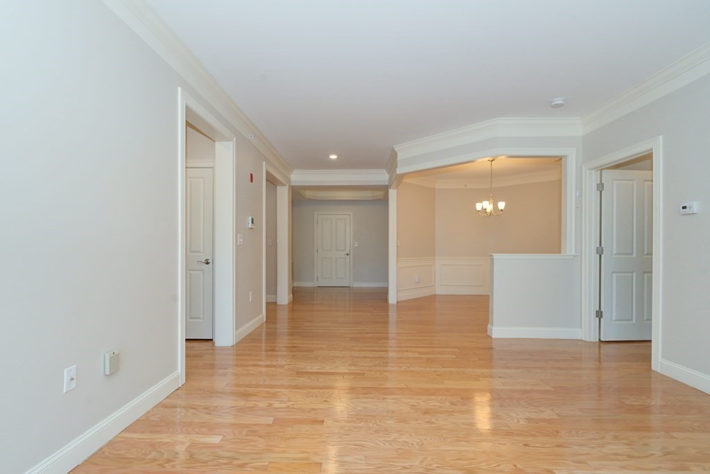 12 Braemoor Woods Road, Unit 402 Salem, NH 03079 - Photo 11 of 24