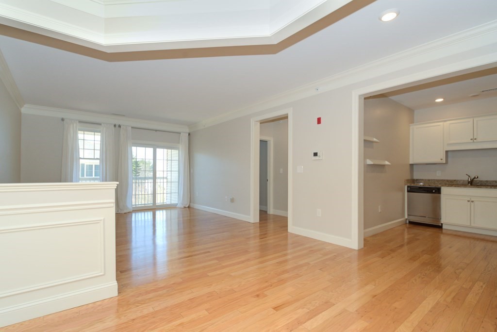 12 Braemoor Woods Road, Unit 402 Salem, NH 03079 - Photo 9 of 24