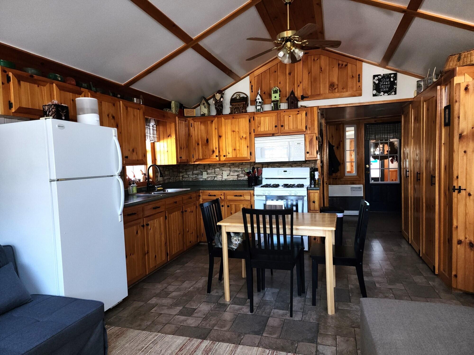 72 Poplar Hill Road Mexico, ME 04257 - Photo 3 of 25 3