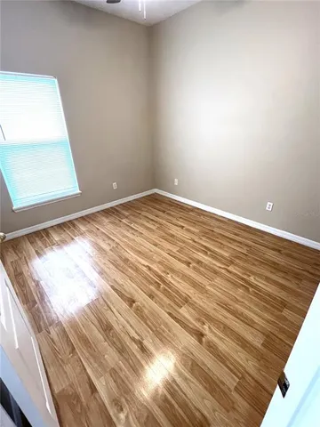 a view of empty room with window