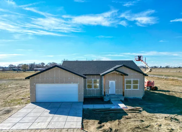 $435,000 | 327 South 100th Street West, Rupert, ID 83350