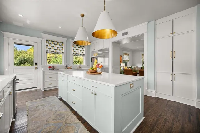 $2,250,000 | 1112 Elizabeth Boulevard, Fort Worth, TX 76110