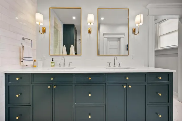 $2,250,000 | 1112 Elizabeth Boulevard, Fort Worth, TX 76110