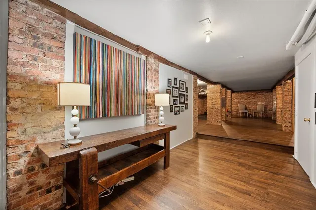 $2,250,000 | 1112 Elizabeth Boulevard, Fort Worth, TX 76110