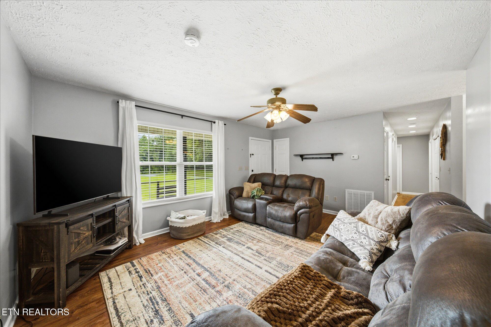 271 Stoutown Road Blaine, TN 37709 - Photo 12 of 32 07-271-Stout-Town-Rd-Blaine-TN-7