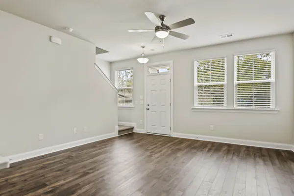 $1,970 | 101 Langley Drive, Unit B, Summerville, SC 29485