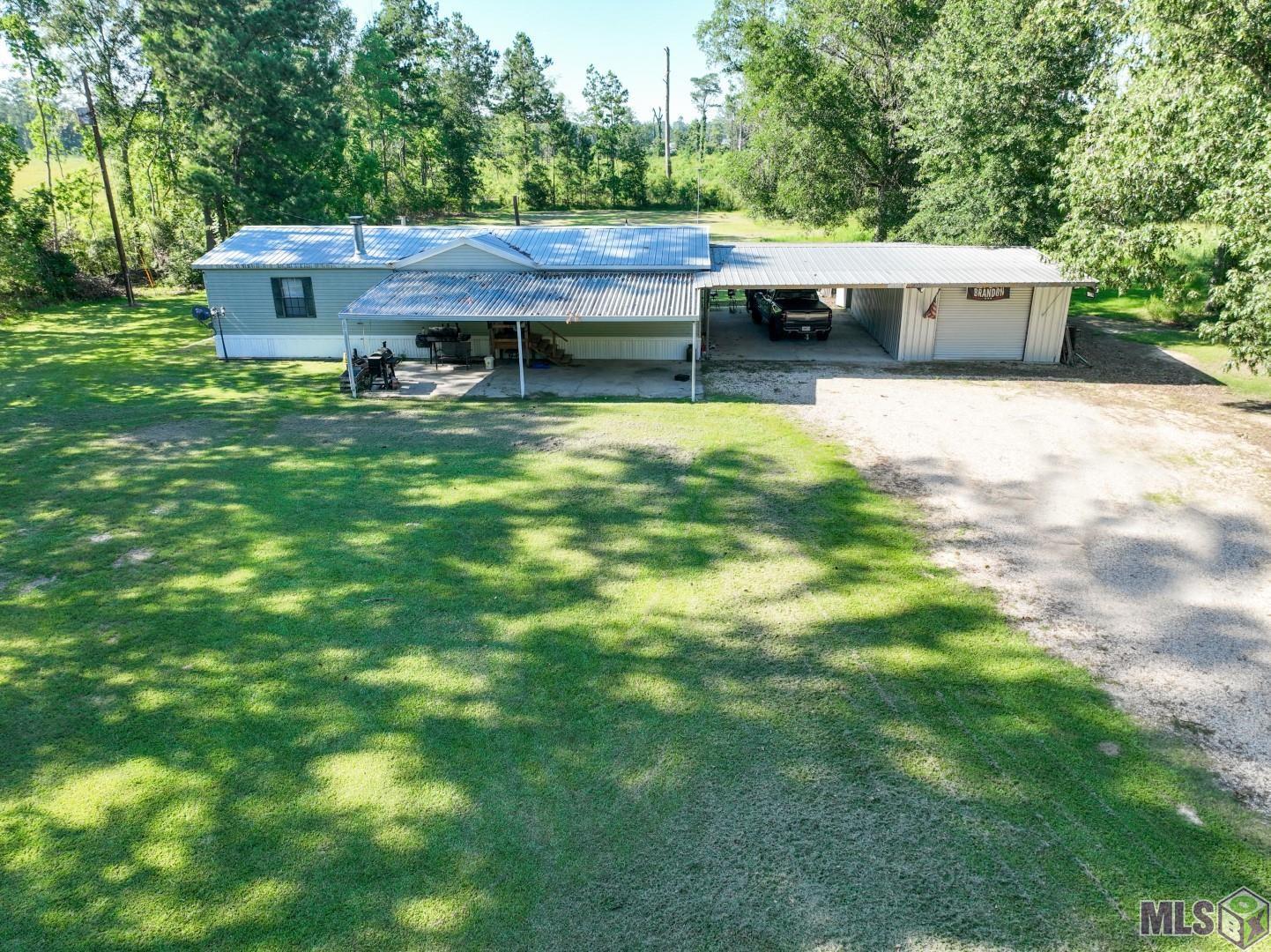 19611 McLin Road Livingston, LA 70754 - Photo 1 of 21 Gallery Image 1